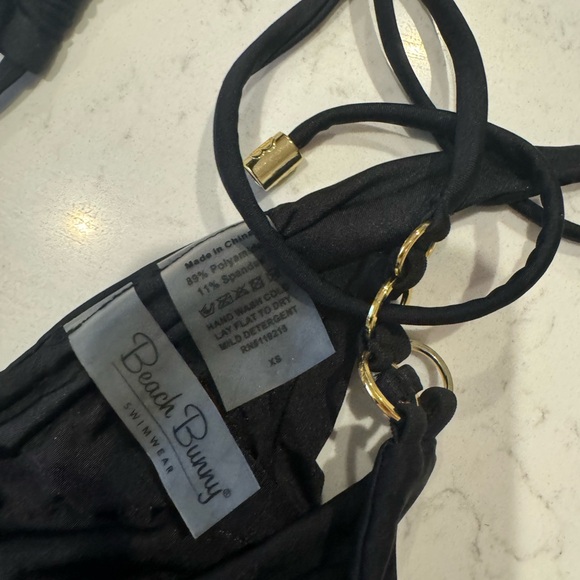 Beach Bunny Ireland Bikini Top and bottoms xs both - Picture 3 of 5